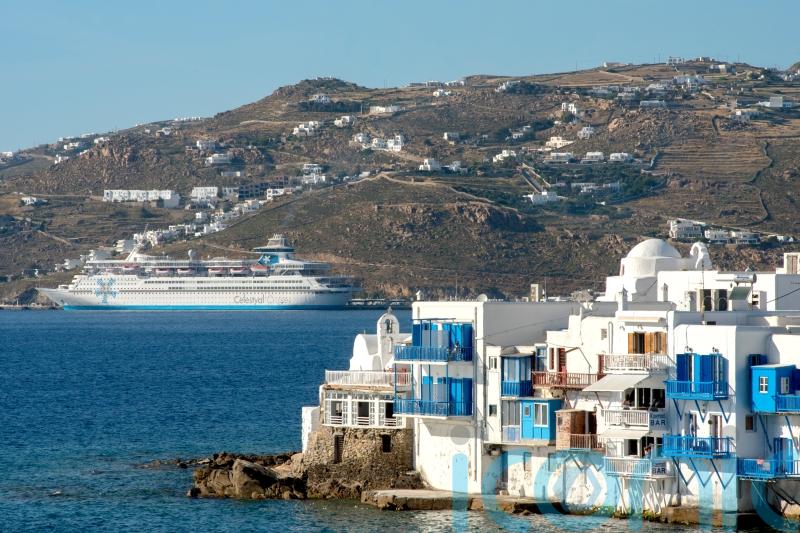 Why a cruise is the best way to explore the Greek islands