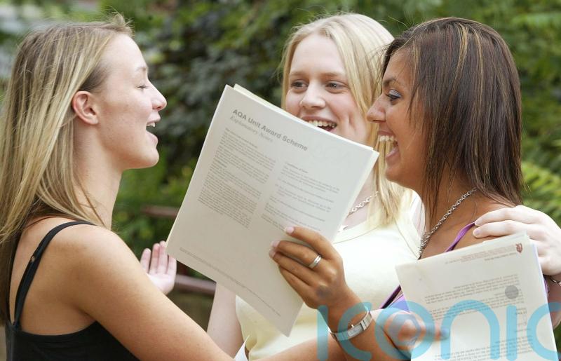 Record number of school leavers go into work, new figures show