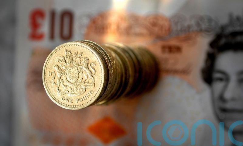 Young adults more likely to have less than £1,000 of emergency savings – survey