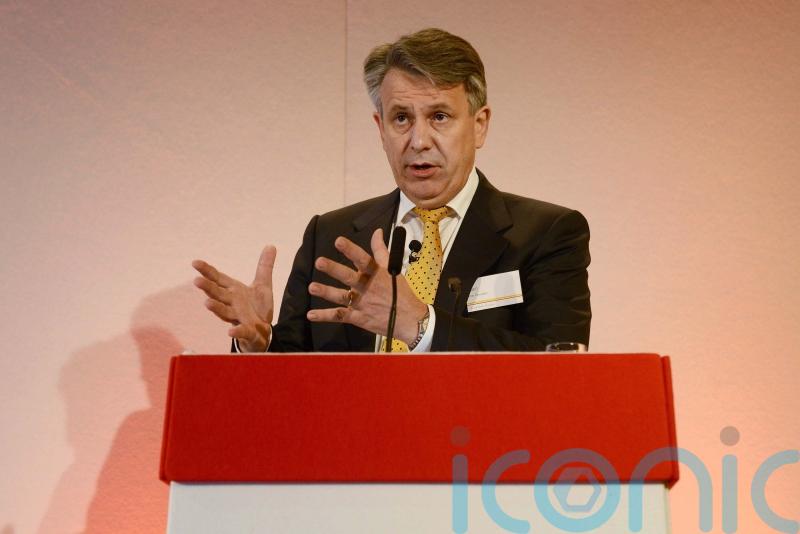 Shell reports drop in emissions, urges vote against &lsquo;unrealistic&rsquo; targets