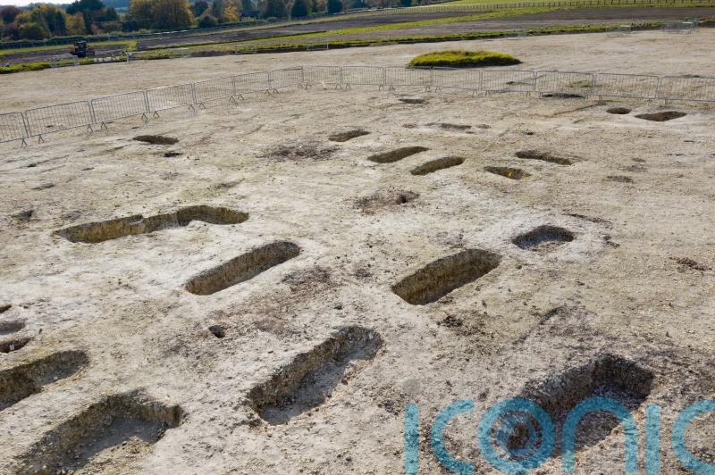 HS2 archaeologists find Anglo-Saxon burial ground containing nearly 140 graves