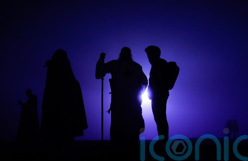 In Pictures: Summer solstice celebrations at Stonehenge