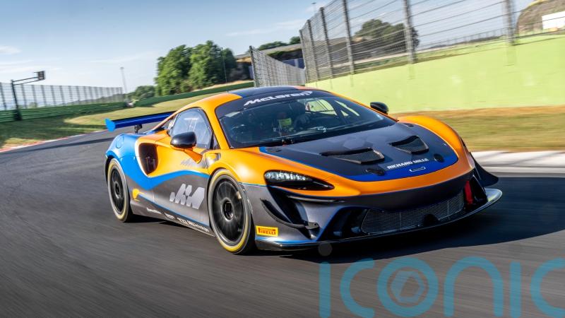McLaren Artura GT4 racing car revealed
