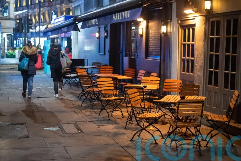 Pub boss faces ‘up to 25%’ slump in trade due to rail strikes