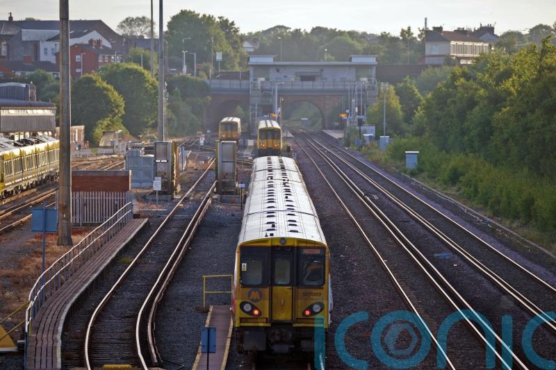 TSSA union members accept pay offer at Merseyrail