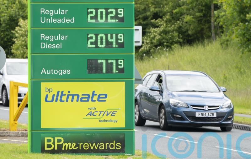 Soaring fuel costs forcing motorists off the roads – survey
