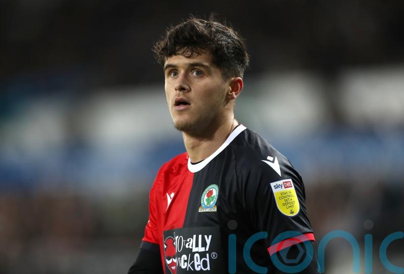 Middlesbrough take Ryan Giles on loan from Wolves