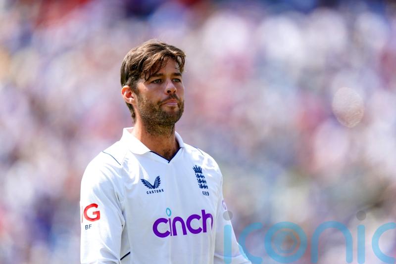 Ben Foakes replaced by Sam Billings at Headingley after positive Covid-19 test
