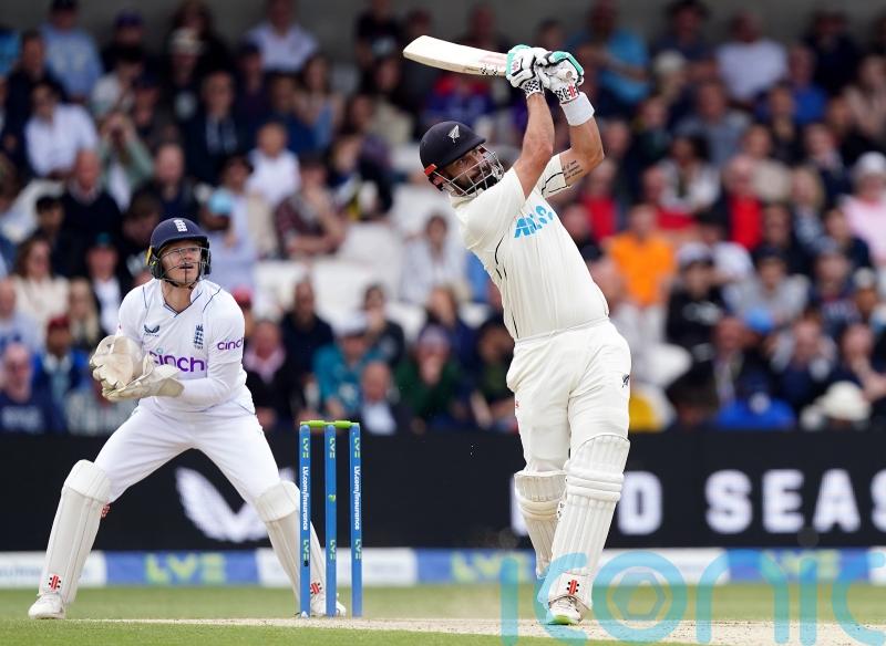 Daryl Mitchell and Tom Blundell thwart England again at Headingley