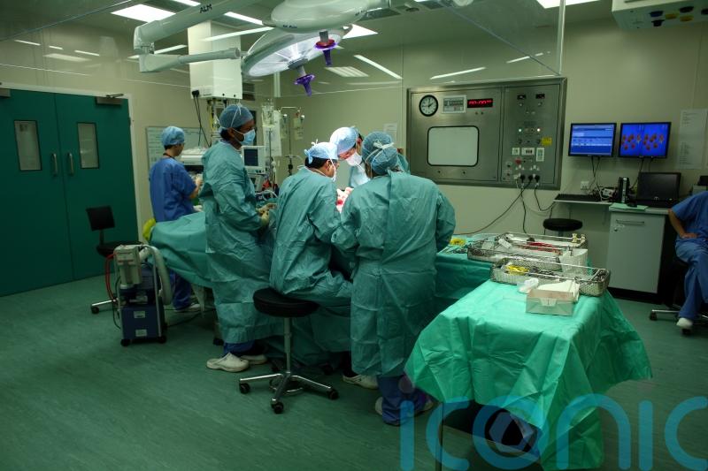 Cancer waiting time performance level falls to record new low