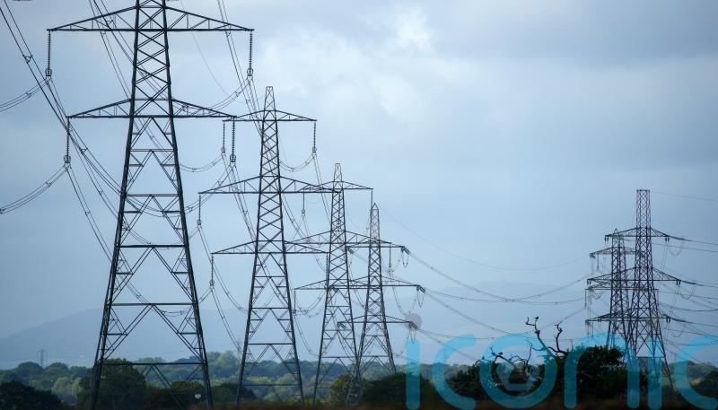 Household bills not set to rise under £21bn power grid overhaul, says Ofgem