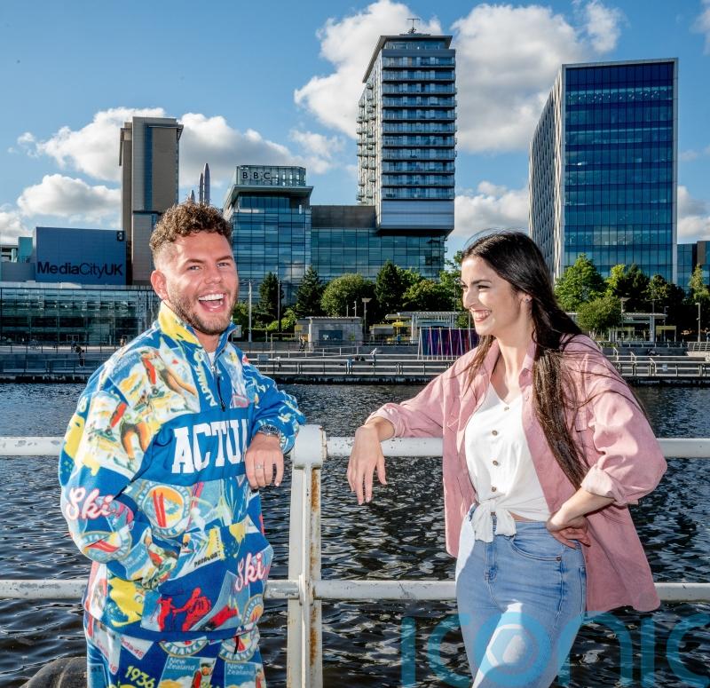 Dean McCullough and Vicky Hawkesworth to take over Radio 1 daytime slot