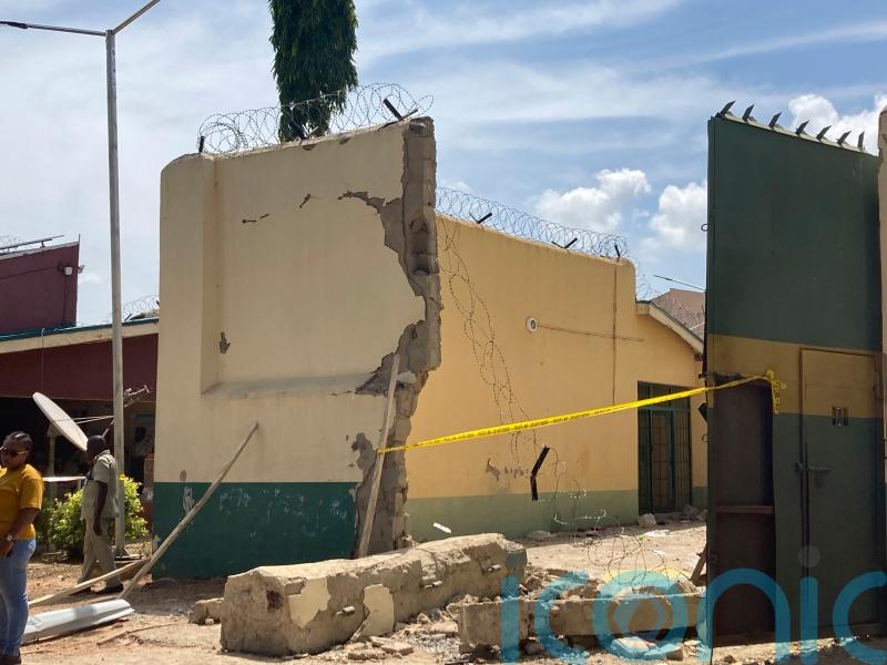 Six hundred inmates escape after jihadis attack jail in Nigeria’s capital