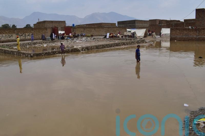 Officials: Heavy rain leaves 17 dead over three days in Pakistan