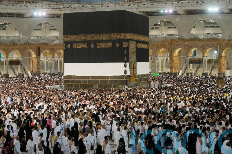 One million begin hajj in largest Islamic pilgrimage since pandemic