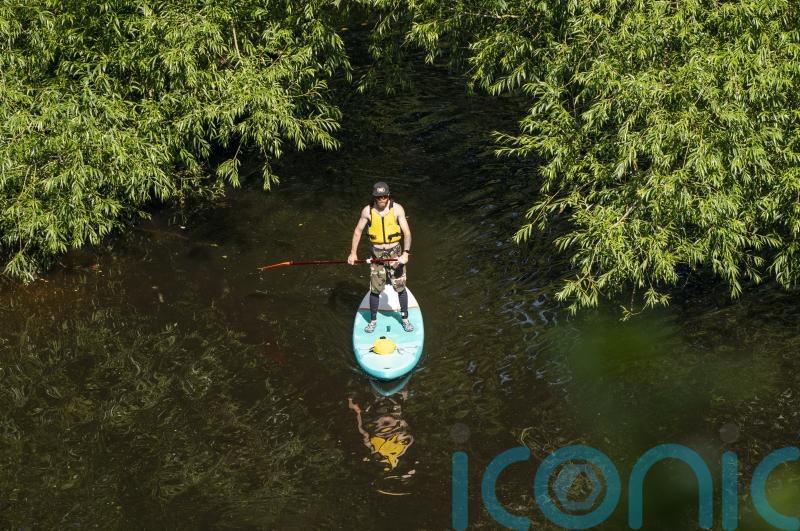 Heat-health alert issued as temperatures climb across UK