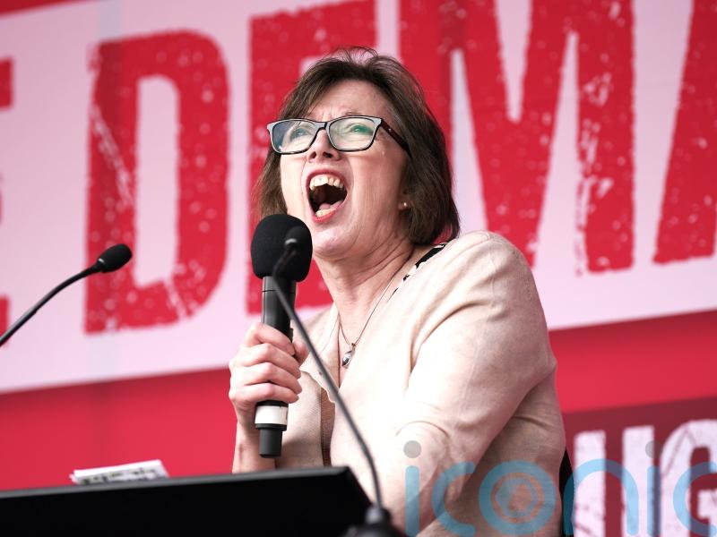 Ministers ‘spoiling for fight’ with agency workers plan, TUC claims