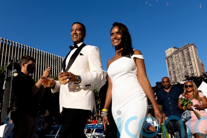 500 couples whose weddings were hit by coronavirus get second chance in New York