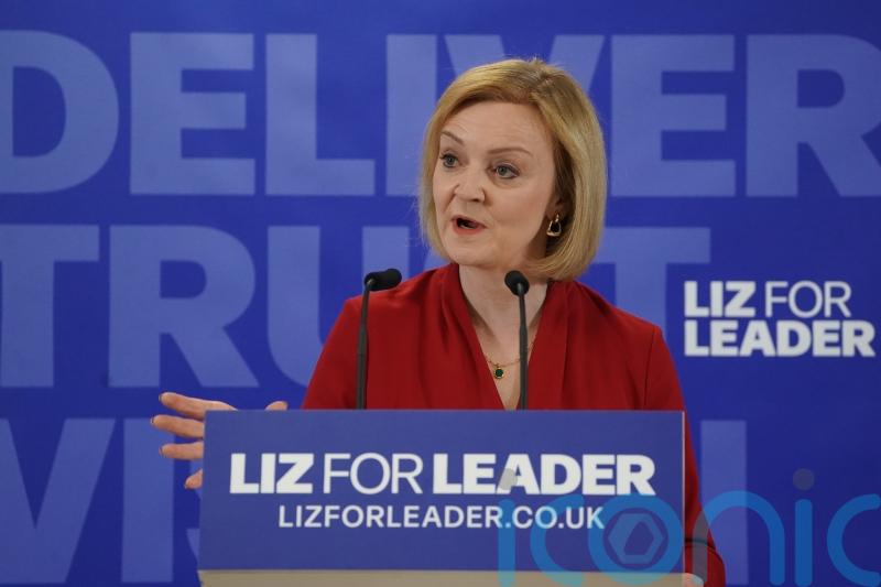 Tory leadership: Truss gains right-wing votes as Sunak and Mordaunt are on top