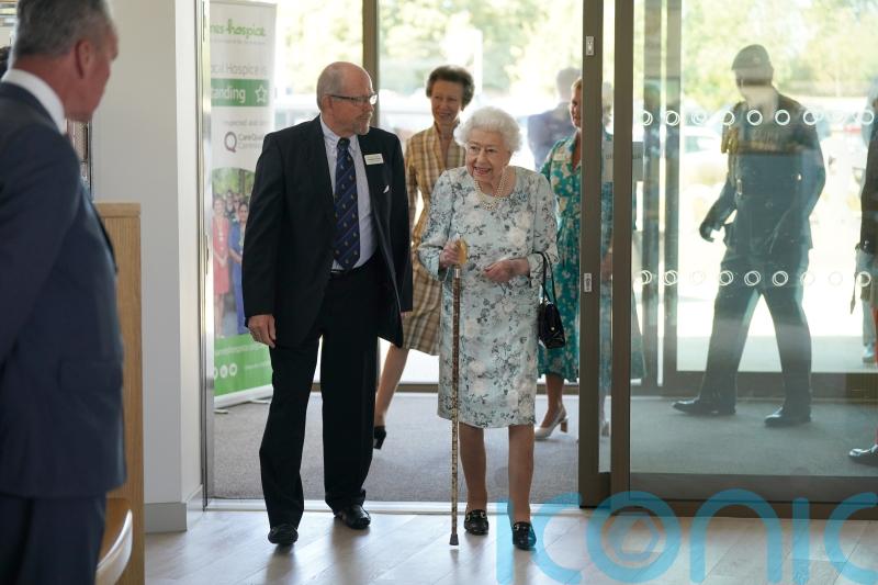 Queen makes surprise visit to open hospice centre