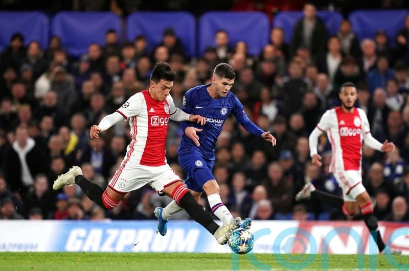 Manchester United reach agreement with Ajax over transfer of Lisandro Martinez