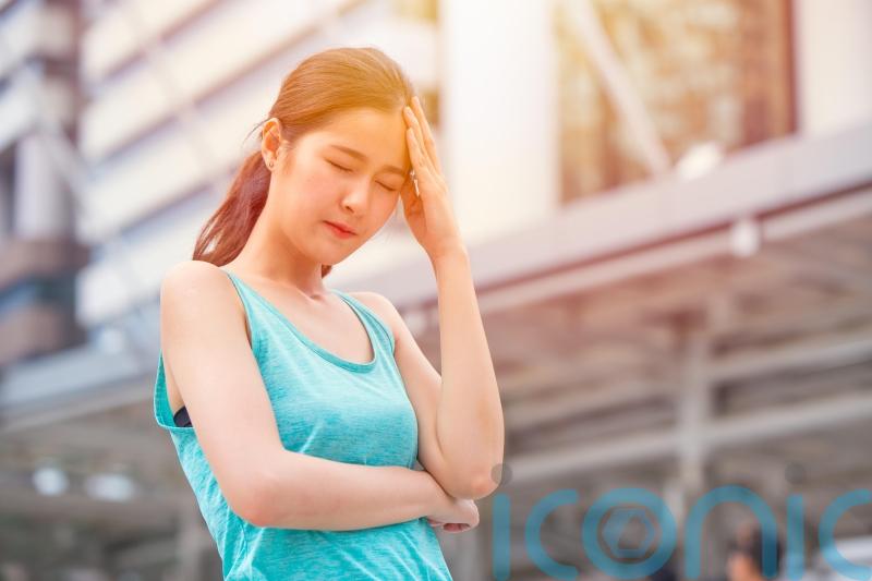 7 weird ways your body might be reacting to hot weather, from nosebleeds to swollen feet