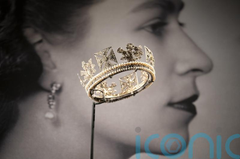 Stunning diamond pieces from Queen’s jewellery collection to go on display