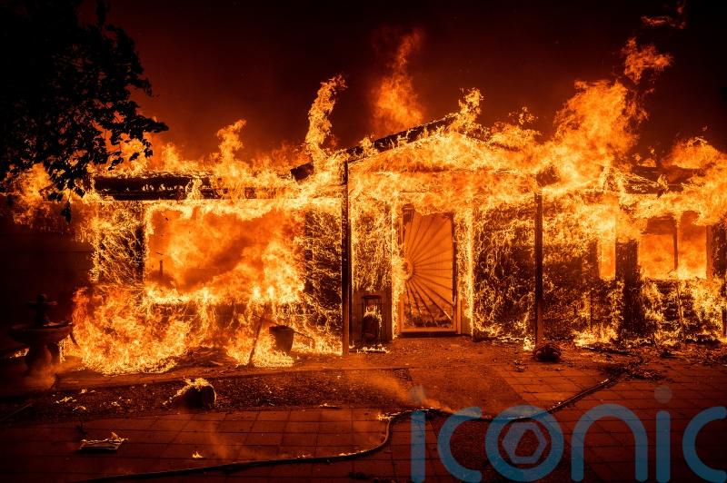 Wildfire near Yosemite National Park explodes in size