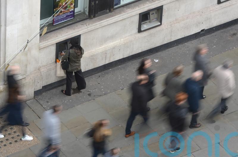 One in 10 trying to save cash ‘intends to make fewer contactless payments’