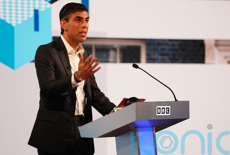 Sunak accused of U-turn after pledge to cut VAT on energy bills