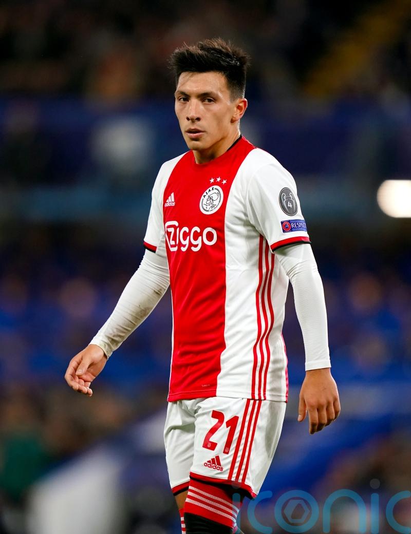 Man Utd complete signing of Lisandro Martinez from Ajax