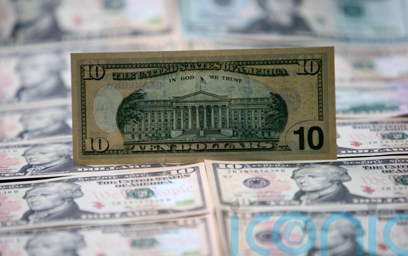US economy shrank 0.9% last quarter for its second straight drop