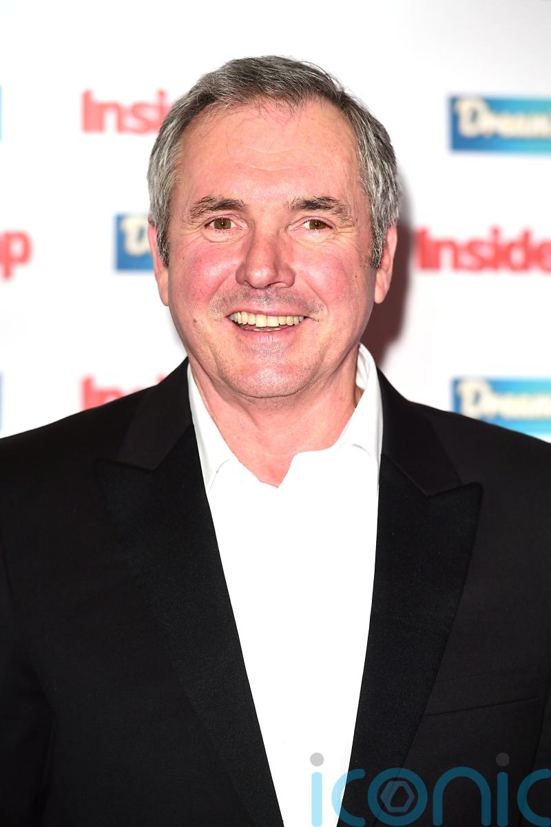Alan Fletcher apologises to Neighbours fans for cancelling post-finale live chat