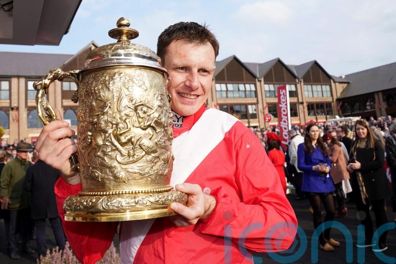 Townend to take a few weeks out following Galway spill