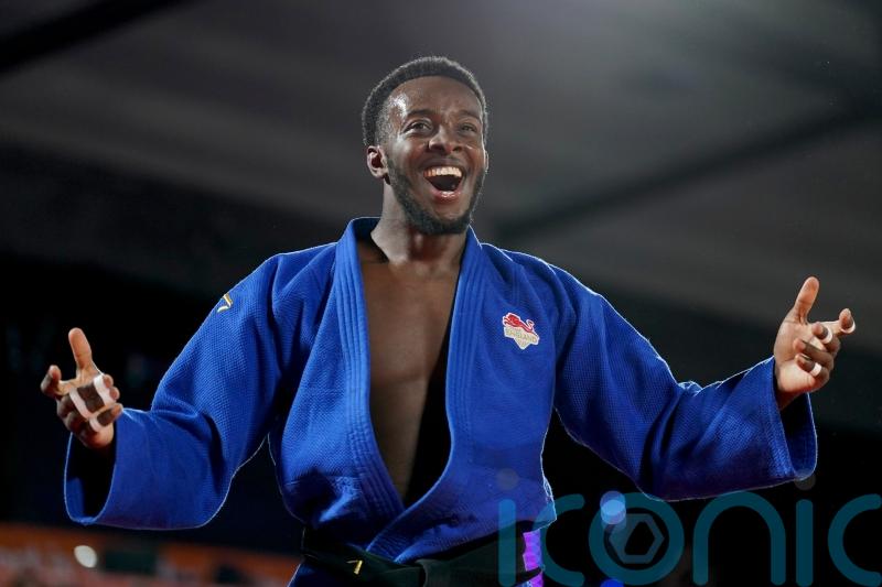 Arsenal fan Jamal Petgrave keen to show off gold medal at Emirates Stadium
