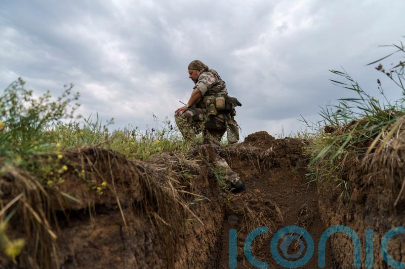 Ukrainian unit digs in for Russian assault on eastern city