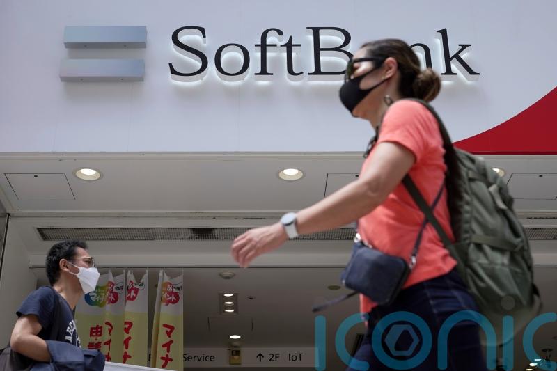 Japan tech giant SoftBank posts 23 billion dollar quarterly loss