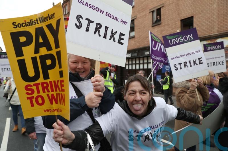 New pay offer planned for council employees as strikes loom