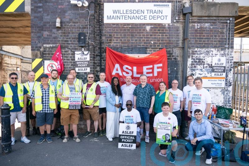 Formal talks to be held next week between Aslef and train companies