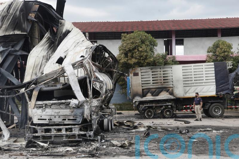 Southern Thailand hit by wave of arson and bombings