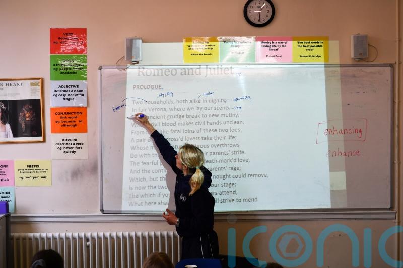 Teachers’ union says 3.5% pay offer is ‘profoundly disappointing’