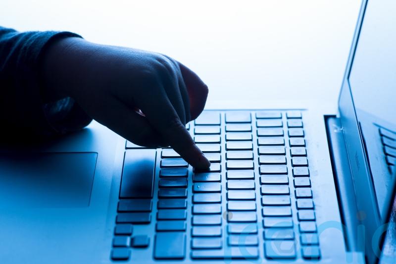 Next prime minister must deliver Online Safety Bill, urge campaigners