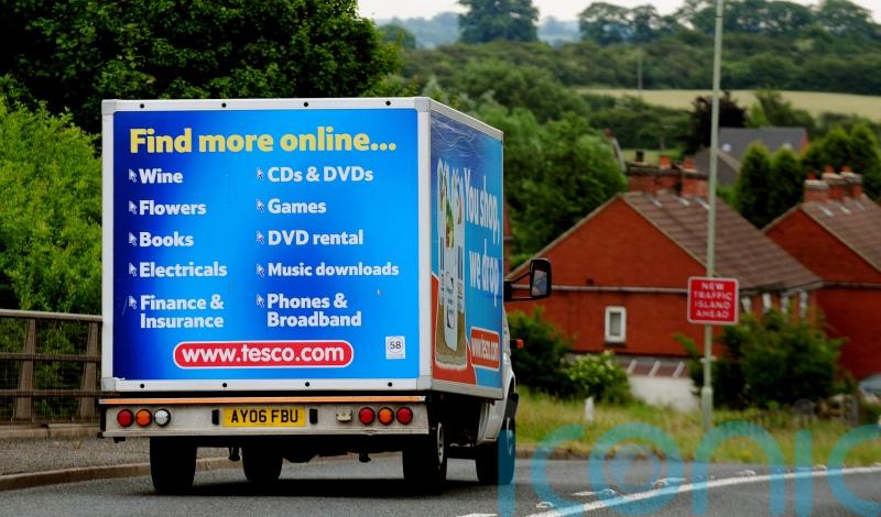 Tesco cancels shoppers’ online orders after ‘technical issue’