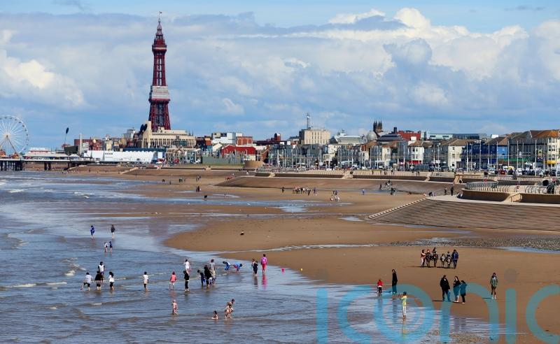 Consumers enjoyed summer spending before autumn price rises – Nationwide