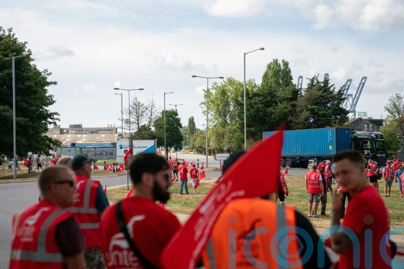 Felixstowe dockers ‘relying on food banks’ as port strike reaches second day
