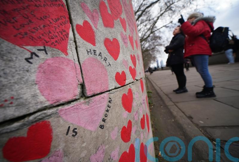 Covid-19 death registrations fall for second week in a row