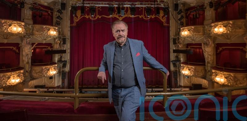 Stars call for extra funding to save King’s Theatre in Edinburgh from closure