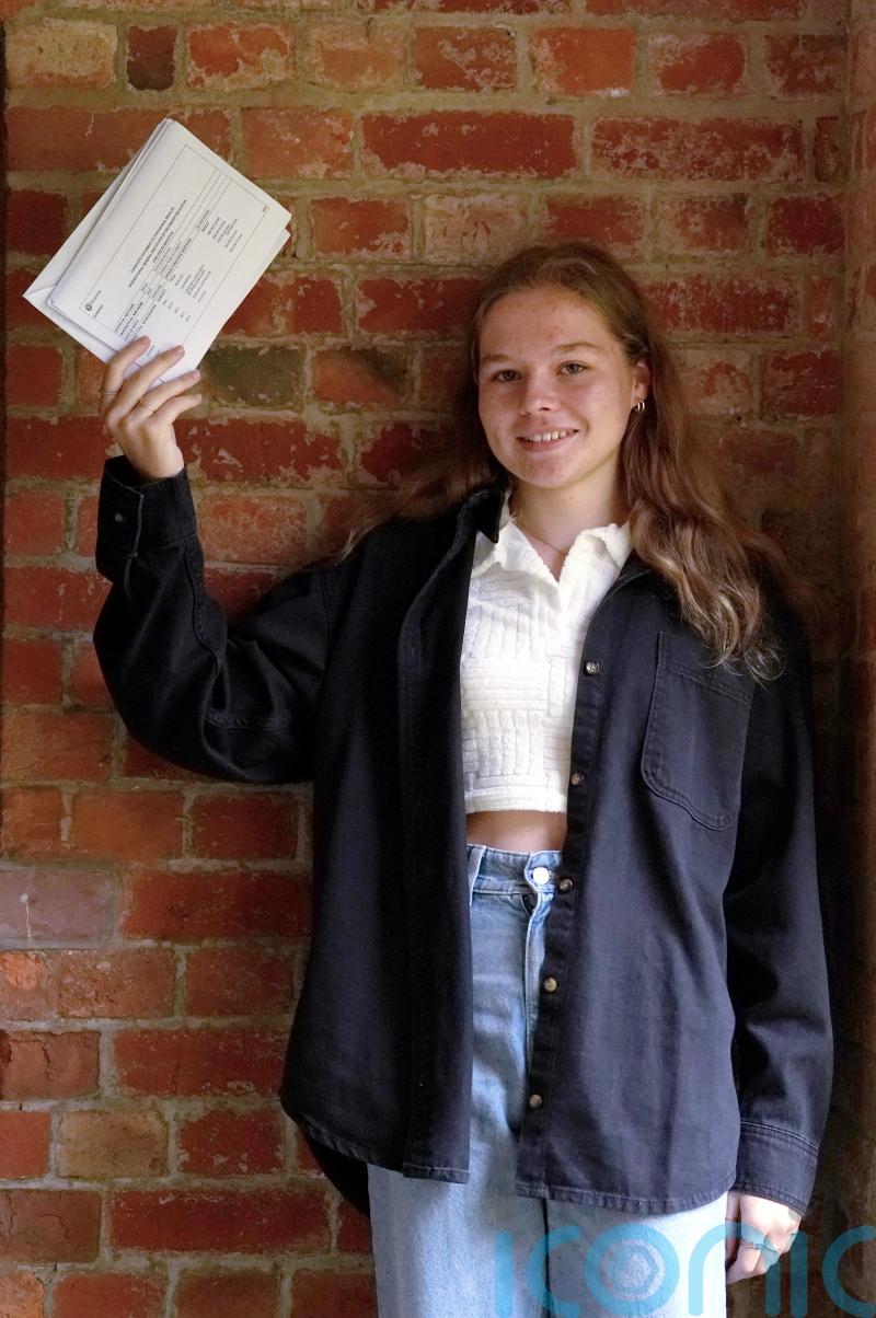 GCSE student swam Channel during exams to raise money for Ukrainian refugees