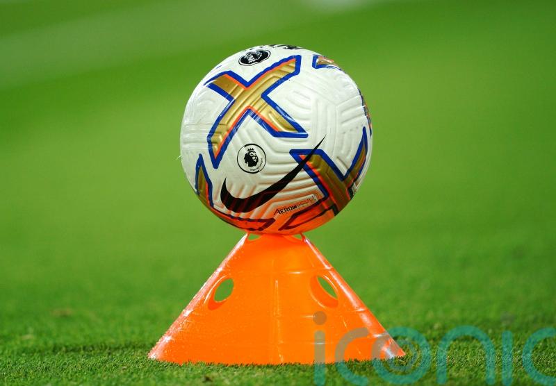 Chesterfield go top of National League with victory over Barnet