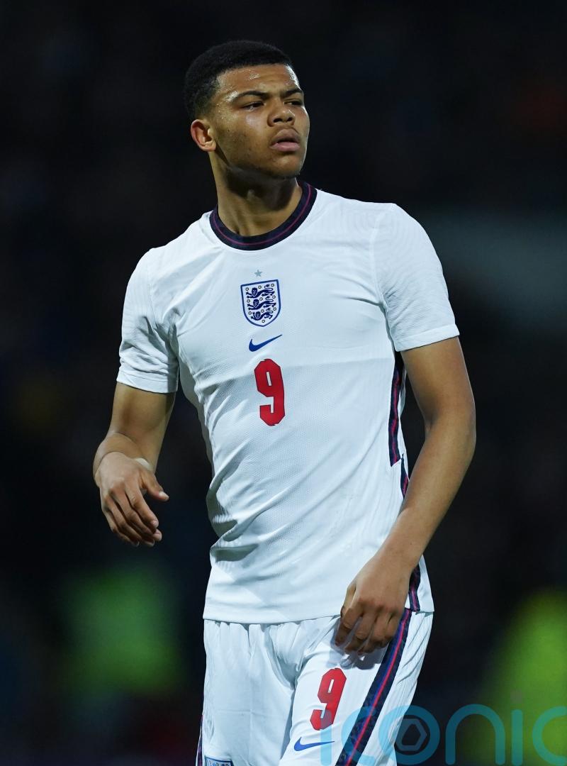 Dane Scarlett nets winner as Portsmouth maintain unbeaten start at Port Vale